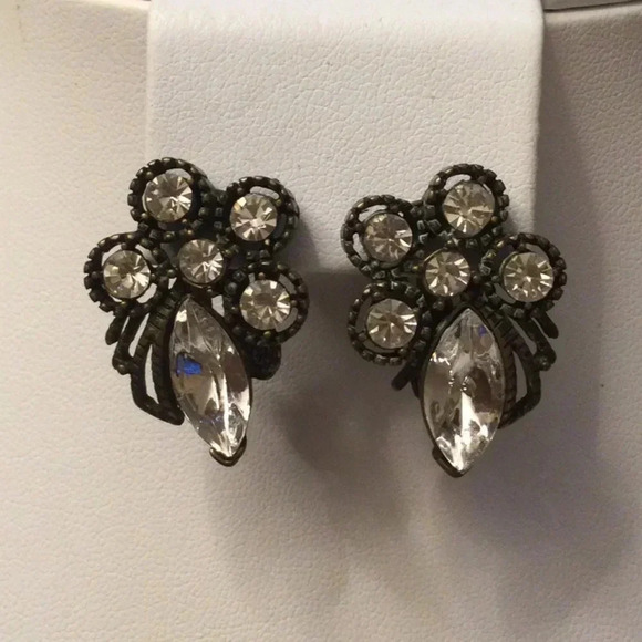 Clear Crystal Rhinestone and Black Clip- On Stud Earrings - Picture 1 of 2